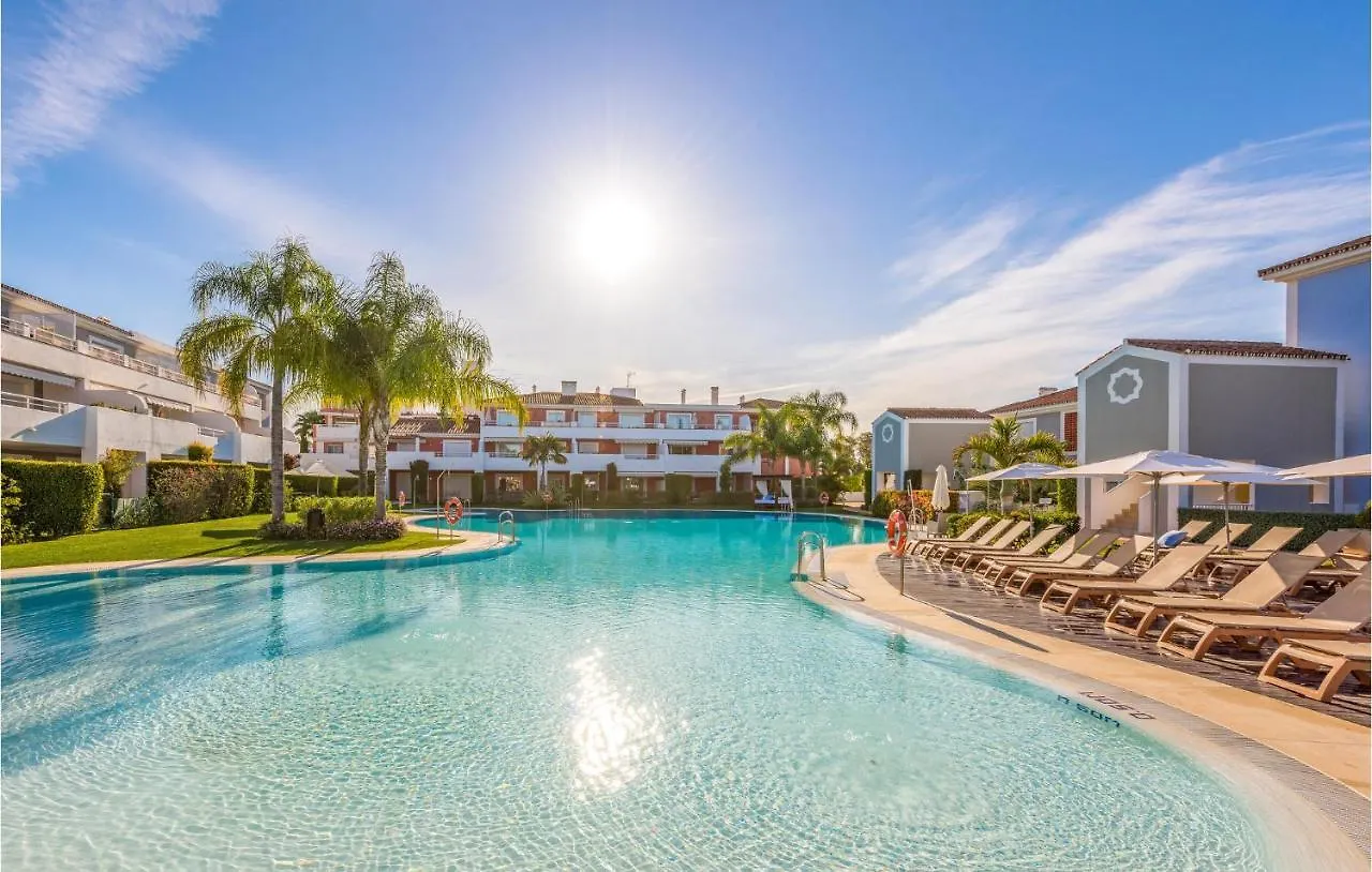 Beautiful Apartment In Estepona With Wifi