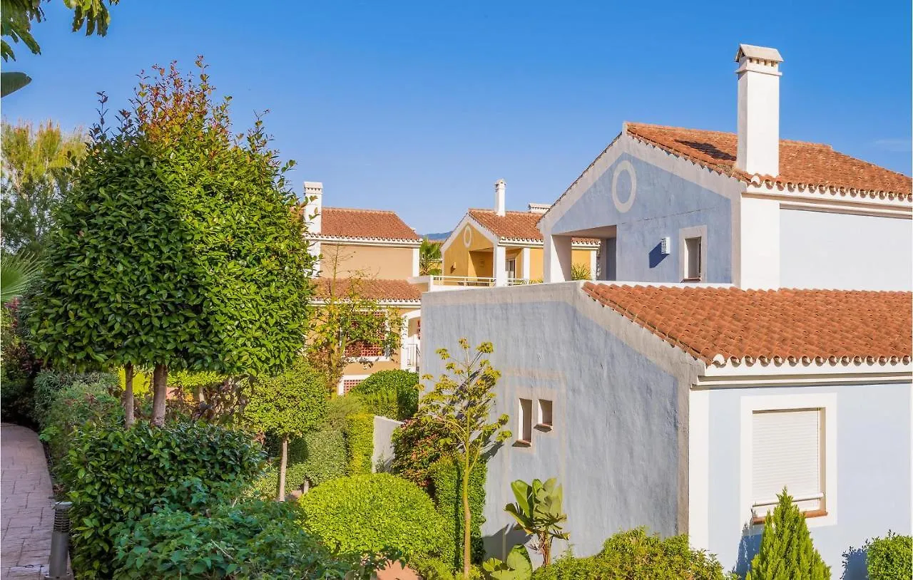 Beautiful Apartment In Estepona With Wifi ספרד