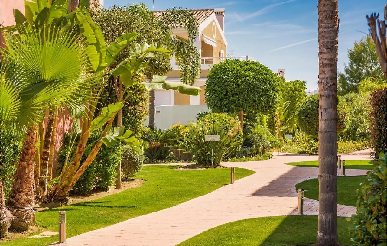 Beautiful Apartment In Estepona With Wifi ספרד